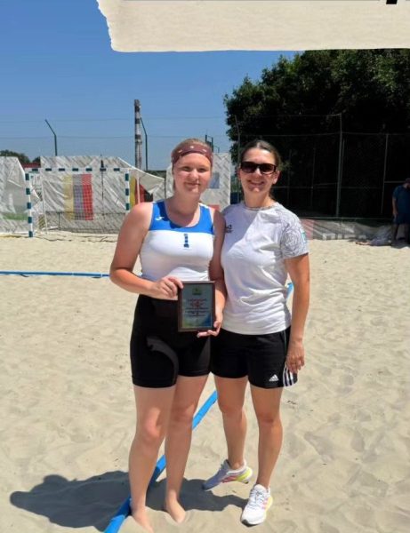 Конотопські гандболістки – срібні призерки чемпіонату України з пляжного гандболу