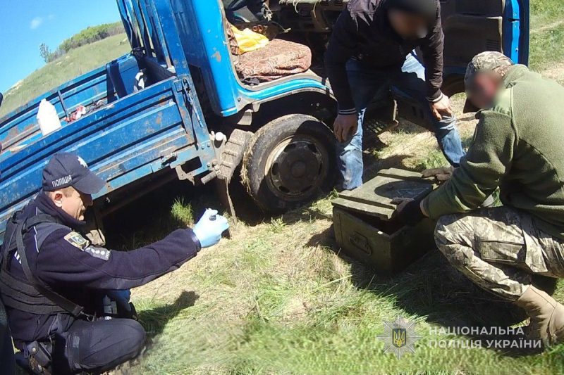 На Сумщині екоінспектори врятували червонокнижних бабаків від рук браконьєрів