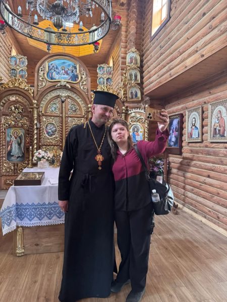 «Пліч-о-пліч: згуртовані громади»: Львівщина приймає в гостях юних художників із Шосткинської громади