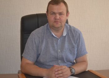 Президент звільнив голову Шосткинської РДА Віктора Губенка