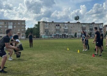 Серед студентської молоді пройшли спортивні естафети «Конотоп територія здоров׳я»