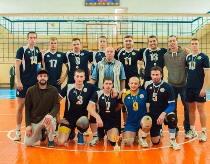 Схилимо голови. Екс-волейболіст молодіжної збірної загинув на Сумщині