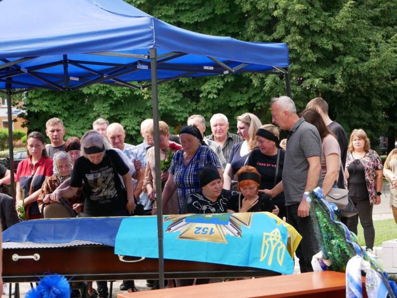 Сьогодні Роменська громада у невимовній скорботі провела в останню путь Воїна – Сергія Михайловича Рубеля + ФОТО