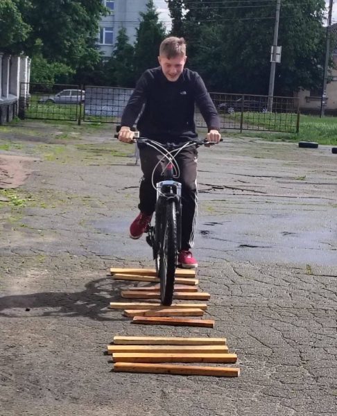 У Конотопі пройшли змагання з техніки велосипедного туризму серед молоді