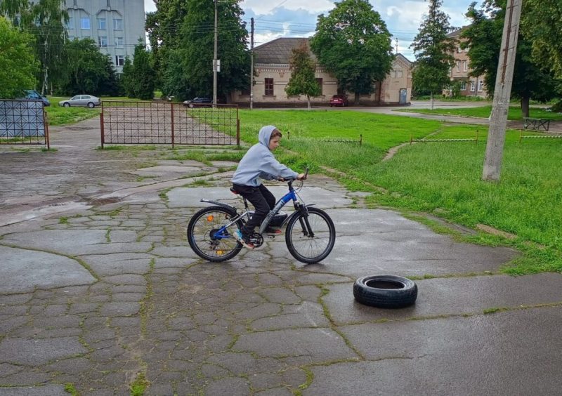 У Конотопі пройшли змагання з техніки велосипедного туризму серед молоді
