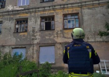 У Конотопі рятувальники завершили аварійно-відновлювальні роботи