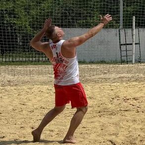 У Шостці майбутні захисники України відкрили сезон з пляжного волейболу