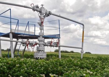 Україна шукає гроші та обладнання, щоб видобувати сланцевий газ гідророзривом, – ЗМІ