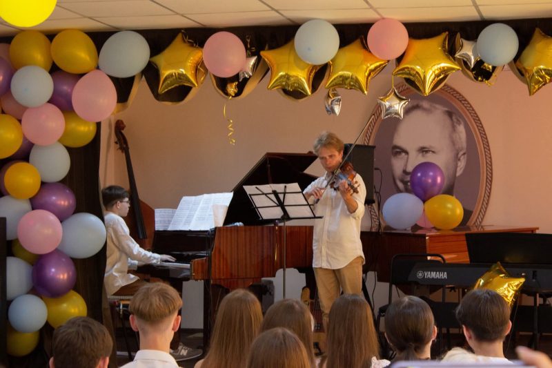 В Охтирській музичній школі відбувся випускний