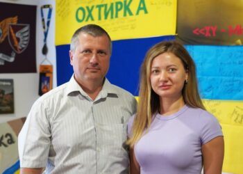 ВАЛЕРІЯ ОХТИРЧАНКА – ВІЙСЬКВОСЛУЖБОВИЦЯ І СПІВАЧКА