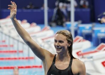 ВІДЕО. 18-річна триразова олімпійська чемпіонка побила світовий рекорд