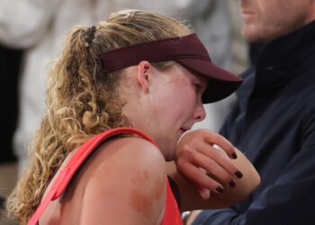 ВІДЕО. Андрєєва послала тренера на три букви в провальному матчі на РГ-2025