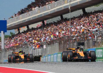 ВІДЕО. Піастрі проти Норріса. Найкращі моменти Гран-прі Іспанії