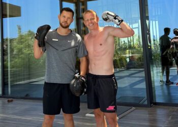 ВІДЕО. Зінченко вразив своїми боксерськими навичками. Потужне тренування