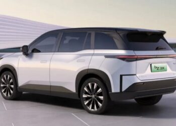 Новий кросовер Toyota за $15 000 виявився дуже популярним