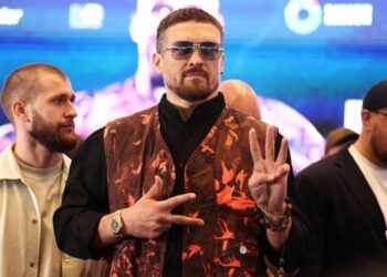 Усик завершив заключний етап підготовки до реваншу з британцем