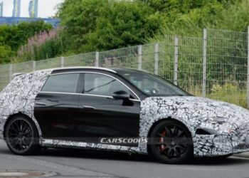 Mercedes-AMG тестує “гарячий” електричний універсал CLA 45 Shooting Brake (ФОТО)