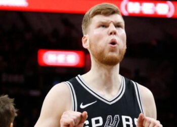 Латвійський баскетболіст Бертанс відмовився від участі у Суперкубку Ліги ВТБ. Там зіграють цска та зеніт