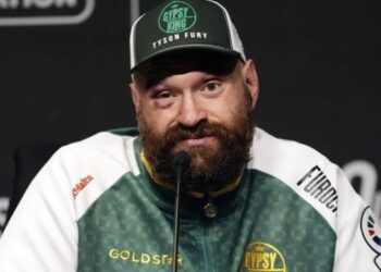 Колишній володар титулу не схвалив реакцію Ф’юрі на поразки українцю