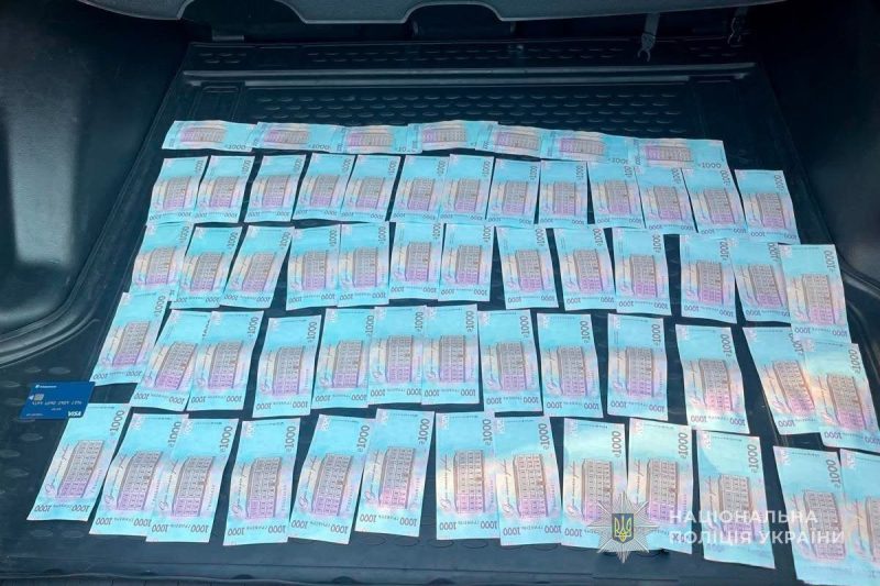 Поліція Сумщини завершила розслідування справи шахраїв, які ошукали вдову загиблого воїна