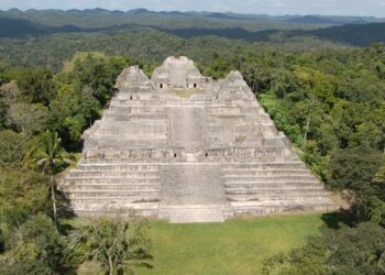 У Белізі знайшли гробницю першого правителя мая віком понад 1600 років
