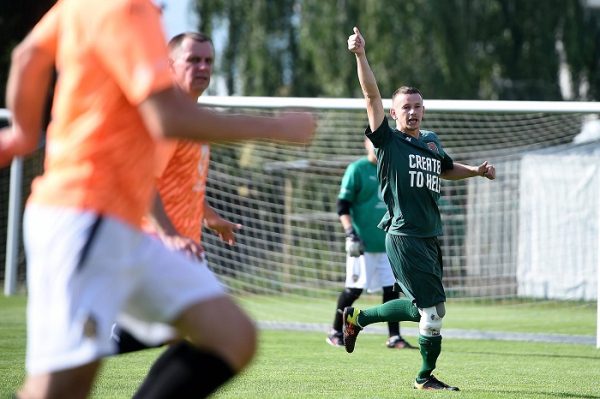 Федецький та Кривцов – в одному колективі, захисники України – на полі, 14 голів на дві команди Федецький та Кривцов – в одному колективі, захисники України – на полі, 14 голів на дві команди