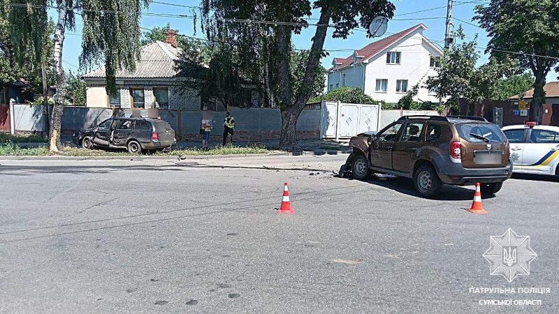 На перехресті Степана Бандери та Іллінської у Сумах ДТП: один із водіїв травмований