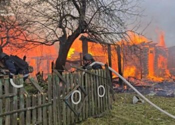 Ворог завдав ударів по Шосткинщині – знищено 3 оселі, 13 будівель пошкоджено