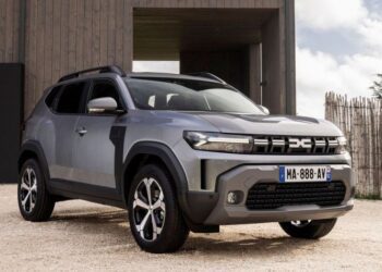 Dacia готує електричний Duster з двома моторами та повним приводом