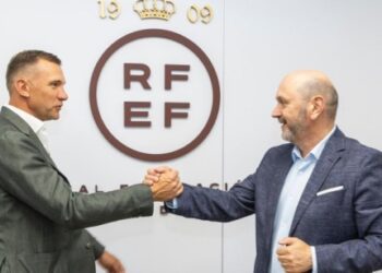 Шевченко зустрівся із президентом іспанської футбольної федерації Лусаном