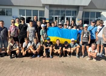 «Безпечний простір для дитячих мрій»: група дітей із Шосткинщини вирушила до санаторію на Закарпаття + Відео