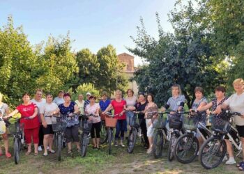 ЧУЙНІ СЕРЦЯ ПРАЦІВНИЦЬ ОХТИРСЬКОГО ЦЕНТРУ СОЦІАЛЬНИХ ПОСЛУГ