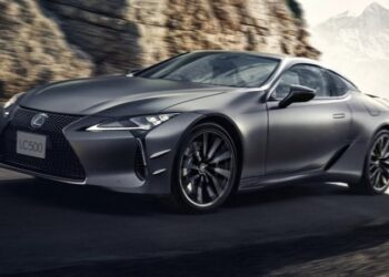 Lexus представив прощальну версію купе та кабріолету LC500