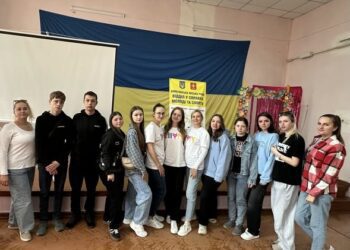 Для молоді Конотопа провели пізнавальний тренінг представники молодіжного центру «ШУМ»