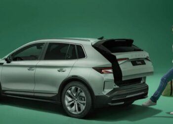 Абсолютний фаворит: експерти назвали найкращий автомобіль року (ВІДЕО)