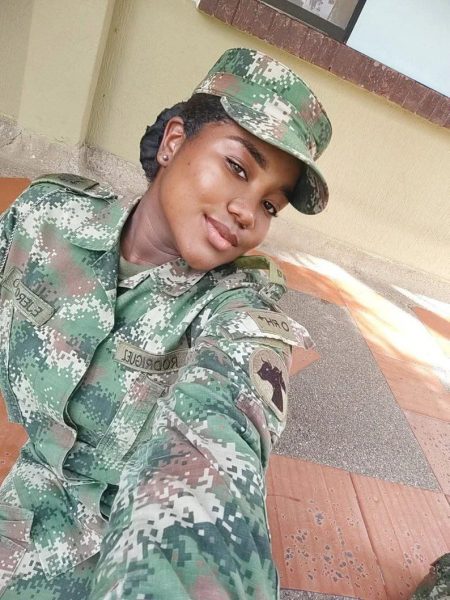 Історія військовослужбовиці з Колумбії, яка захищає Україну