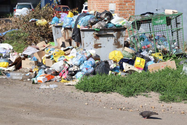 Яка ситуація з вивозом сміття в Охтирці