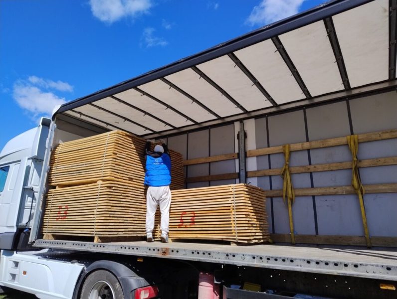 На Шосткинщині Гуманітарна місія “Проліска” допомогає відновлювати адміністративні будівлі (+фото)