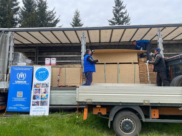 На Шосткинщині Гуманітарна місія “Проліска” допомогає відновлювати адміністративні будівлі (+фото)