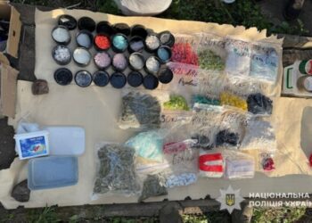 На Сумщині поліція викрила наркоторговців: завершено досудове розслідування масштабної кримінальної справи