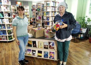 Пластикові кришечки – на протези для захисників: бібліотеки Липової Долини долучилися до збору