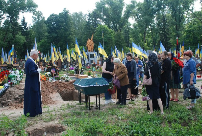 При виконанні службового завдання зупинилося серце 57-річного шосткинця Віталія Партоли