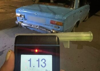 Сумчани допомогли зупинити водія ВАЗ, який сів за кермо п’яним і без прав