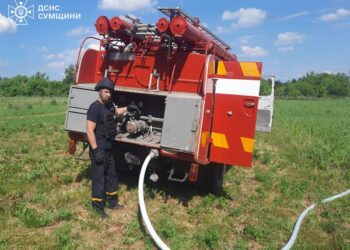 У Конотопському районі співробітники ДСНС ліквідували наслідки ворожого удару