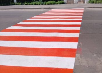 У Шостці оновлюють дорожню розмітку + Фото