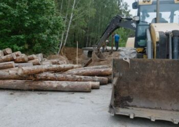 У Шосткинській громаді триває будівництво оборонних рубежів + Відео