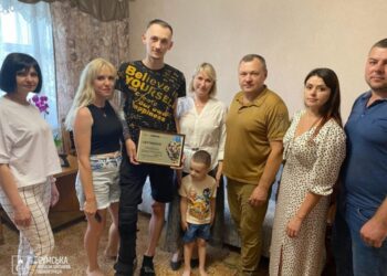 Ветеранам із Шосткинщини передали грошові сертифікати на придбання власної оселі