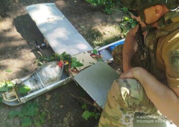 Вибухотехніки поліції знешкодили бойову частину ворожого безпілотника на Сумщині