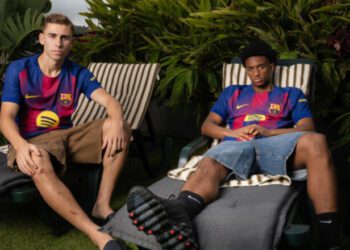 ВІДЕО. Барселона презентувала нову домашню форму