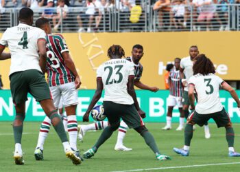 ВІДЕО. Була гра рукою: рефері призначив та скасував пенальті у ворота Челсі